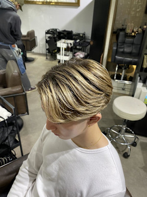 ハイライト バレイヤージュ  デザインカラー シルバーカラー