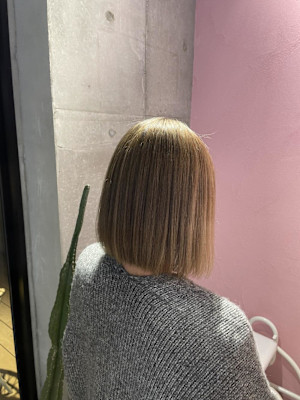 ベージュカラー