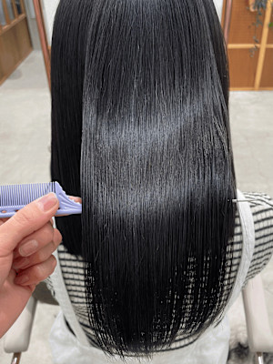 美髪矯正/髪質改善/艶髪