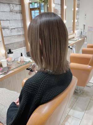 【Ｎｅｏｌｉｖｅｋｕｔａ町田店】レイヤーミディ