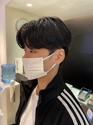 韓国風カルマパーマ 韓国スタイル メンズカット 原宿 表参道