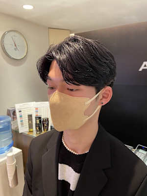 韓国ヘア 色落ちの綺麗な「ブルーブラック」 ブリーチ メンズ