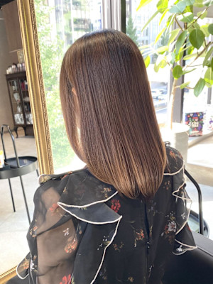 艶髪/髪質改善/美髪ストレート/ミディアムレイヤー