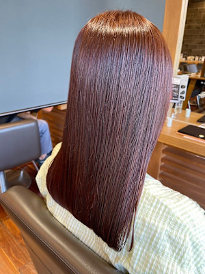 ピンクブラウンカラー