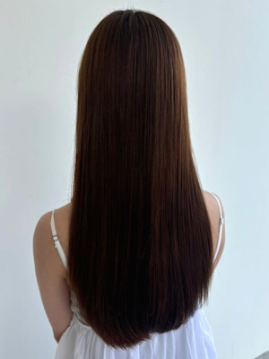 髪質改善ストレート　サラサラロングヘア　艶髪　ブラウン