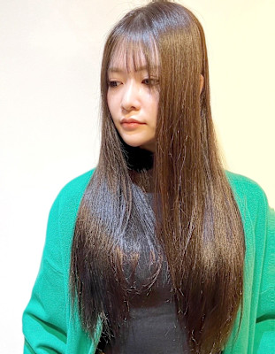 ストレートモイスチャー×ロングローレイヤー
