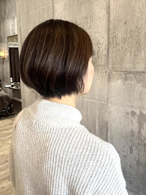 大人のショートボブ