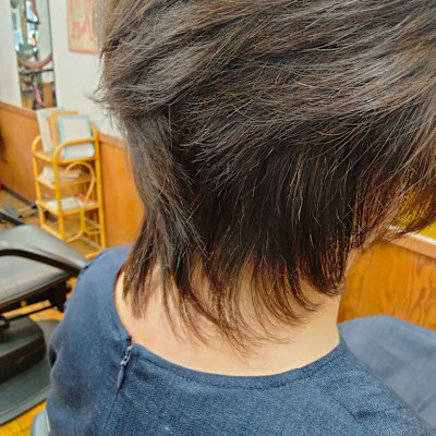 グラデーションボブですが 襟足を少し長め