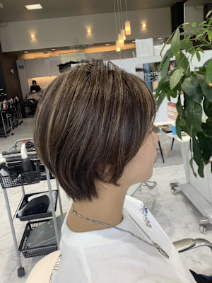 ハイライト　ショートボブ