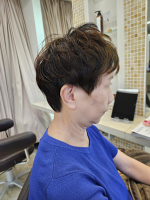 シナモンブラウン