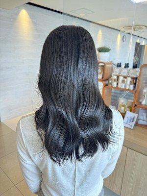 暗めカーキグレージュ /コノミ.