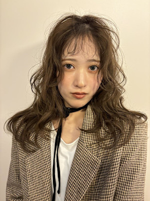 ミルクティーベージュ/ケアブリーチカラー/透明感ベージュ