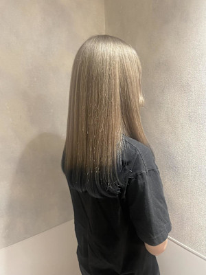 顔まわりカット/デザインカラー/グラデーションカラー