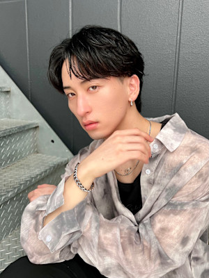 ダークアッシュ/毛流れセンターパート/センターパート