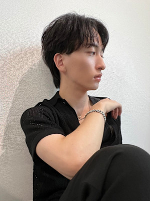 ダークアッシュ/センターパート/毛流れセンターパート