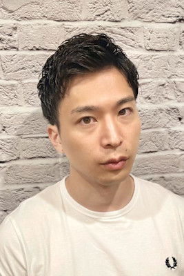 アップバングショート