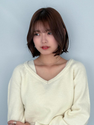 韓国風切りっぱなしパッっとボブオルチャン巻きオリーブブラウン