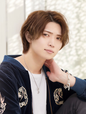 東京　銀座　メンズカラー　白髪ぼかし　白髪染め　アッシュ