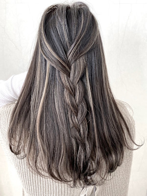 Agu hair walm 万代店×ロング