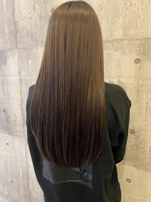 ロング×顔周りレイヤー