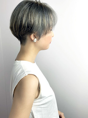 ツーブロック刈り上げマッシュショート