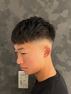 ヒロ銀座/理容室/床屋/メンズカット/パーマ/メンズ特化