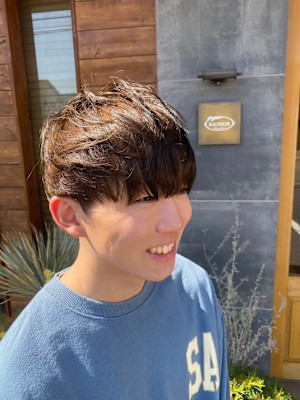 ベージュカラー