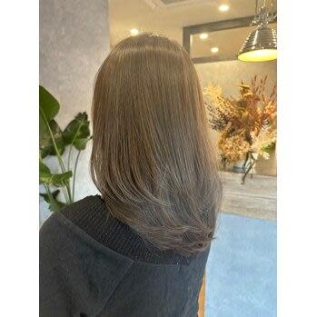 アッシュグレー