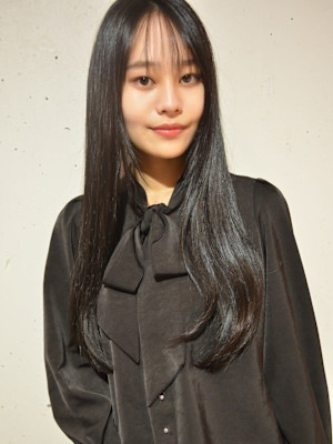 艶髪ブラック／髪質改善カラー／透明感カラー