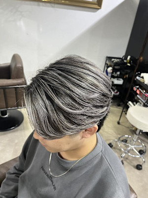 ハイライト バレイヤージュ  デザインカラー シルバーカラー