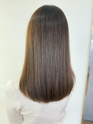 オリーブブラウン