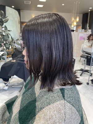 外ハネボブヘア