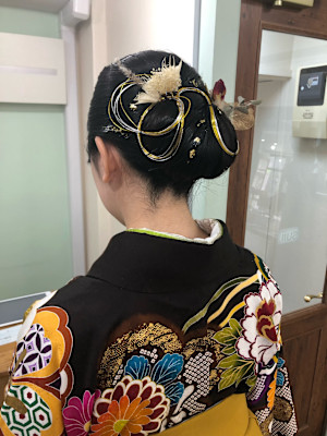 ぴたっとタイトなヘアセット