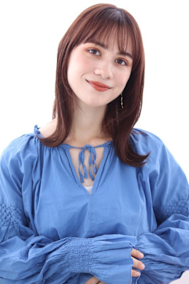 20代30代セミロング 外ハネ ワンレン シースルーバング