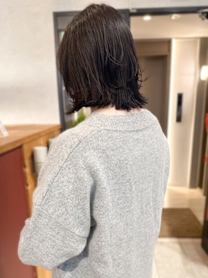 ダークグレージュ　レイヤーカット　ウルフヘア　20代30代