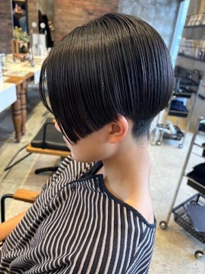 骨格補正カット/刈り上げ女子/美シルエット