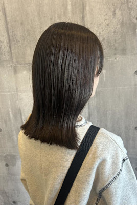 パツっとミディ/アッシュベージュ【ARCH Emi】