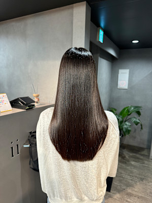 ストレート　地毛風カラー　艶髪