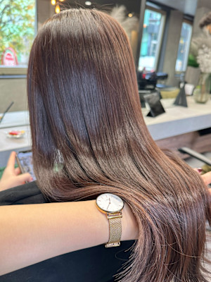 ピンクベージュ　艶髪　トリートメント