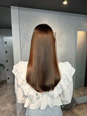 アッシュベージュ　透明感カラー　艶髪