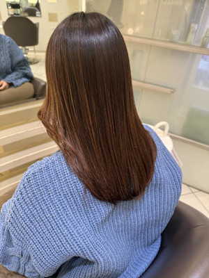 □酸性縮毛矯正で作る艶髪