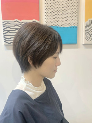ショートボブ