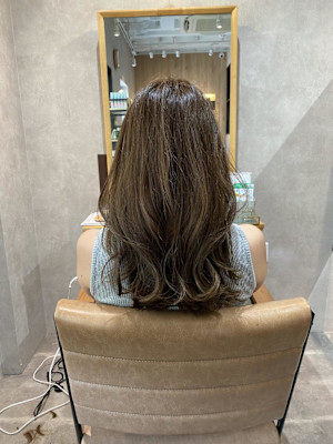 ベージュ（半個室）