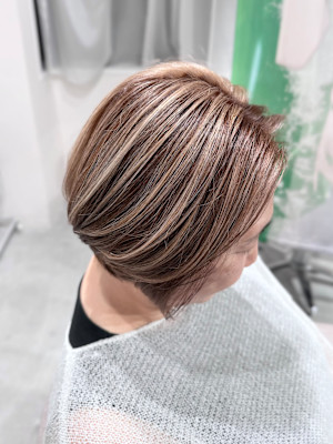 【稲垣】気になる白髪悩みを解決する白髪ぼかしハイライト