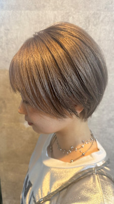 ショートボブでも可愛いく