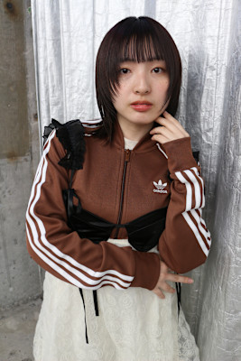 ステップボーンカットミディアムレイヤー×アンブレラカラー