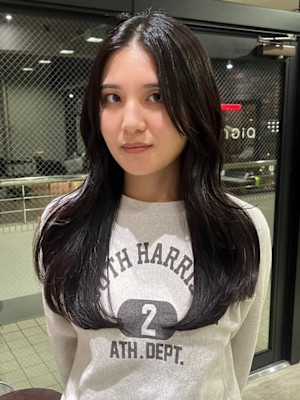 センターパート　くびれロング　地毛風カラー　韓国風巻き髪