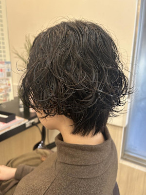 黒髪×パーマ