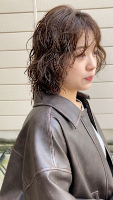 《お客様スタイル58》ミディアムウルフ×しっかりめパーマ