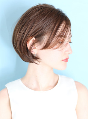 40代50代小顔黒髪ネビージュボブルフワンレン前髪なしショー